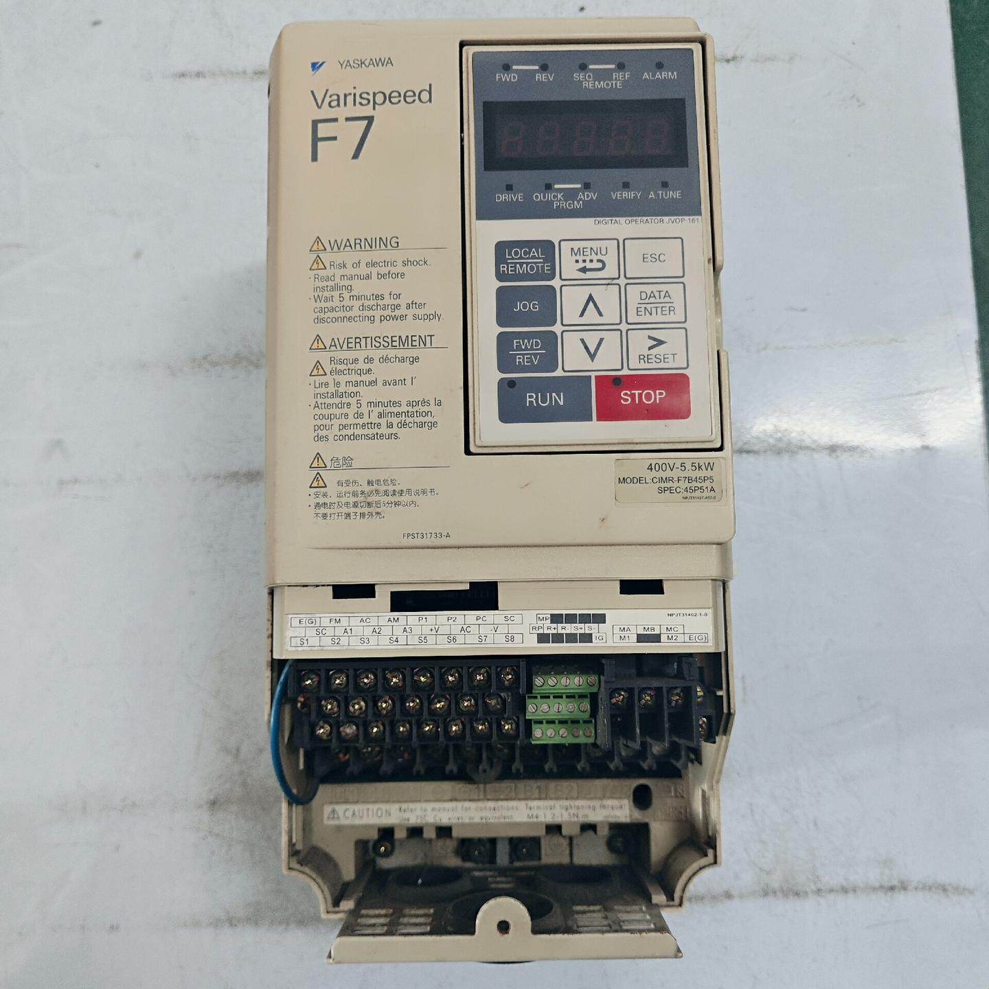 CIMR-F7B45P5 5.5KW 380 安川变频器 功