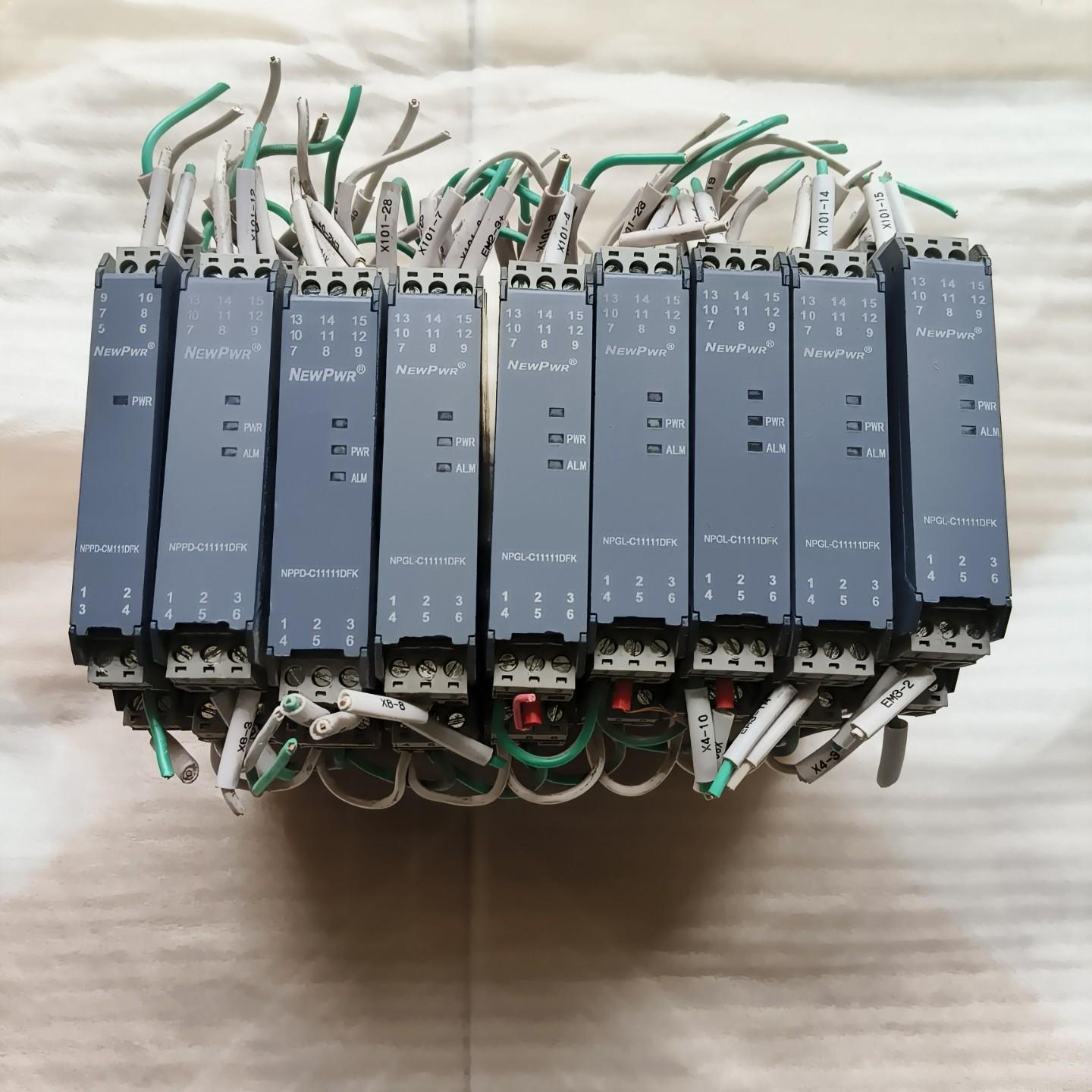 优倍 智能隔离器 NPGL-C11111DFK 拆机的九成新