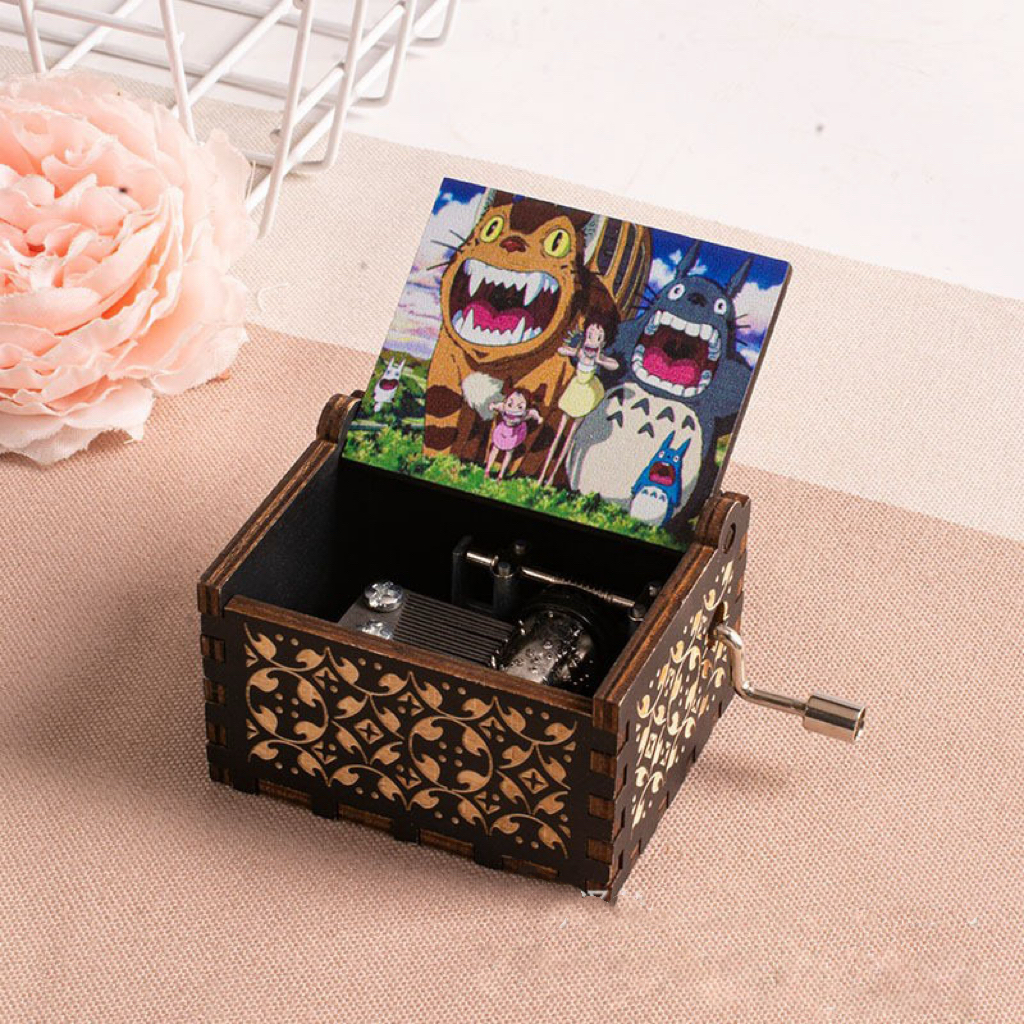 宫崎骏款手摇发条八音盒 童趣实木创意音乐盒生日礼物创意礼品