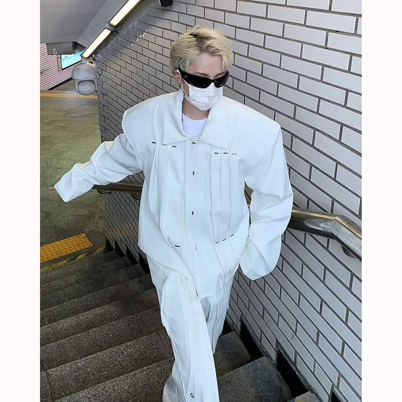23秋小众设计感金属铆钉垫肩夹克折叠褶裥短款上衣JK09-P128现货,男装夹克,电商B288
