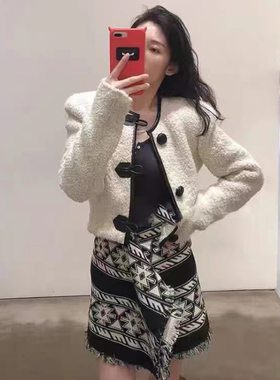 法式小众2022早秋新款isa圆领毛毛混纺短装外套女