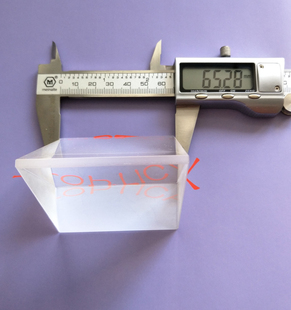 高精度大尺寸UV CaF2等腰三棱镜去顶 65*52.7*69.8mm 有紫外膜