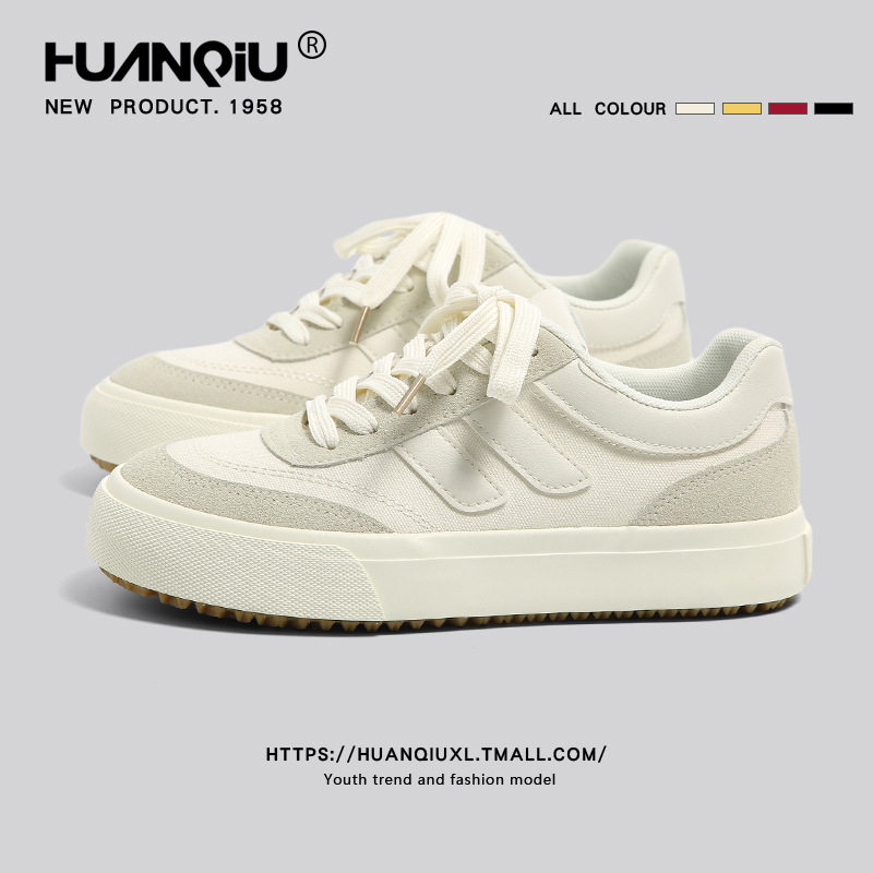 环球厚底面包鞋女款2025夏季新款黑色鞋子女百搭超火休闲运动板鞋