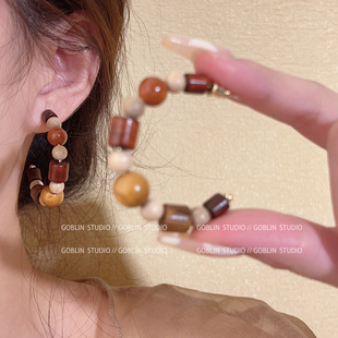 复古文艺～檀木质c型耳环秋冬夸张耳钉民族度假高级感无耳洞耳饰