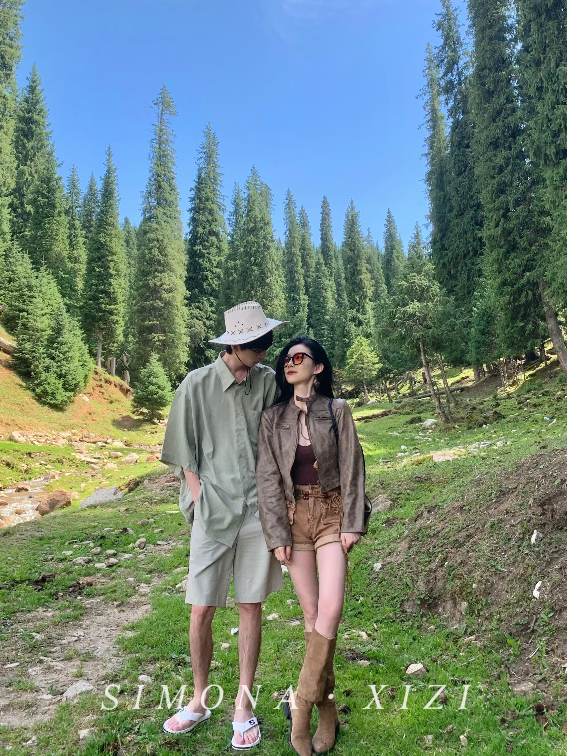 SIMONA 秋日榛木 新疆旅游美拉德棕色pu皮衣修身短款显瘦做旧