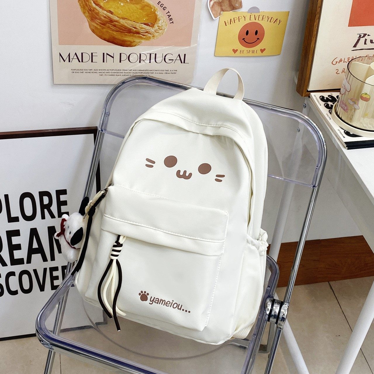 高颜值可爱卡通双肩包初中女孩高中学生书包萌休闲旅游轻便小背包