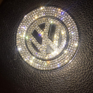 适用新大众方向盘标钻石贴POLO高尔夫朗逸CC速腾迈腾改装饰贴水钻