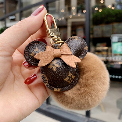 LV&GEDETE 汽车钥匙扣挂件米奇毛球钥匙链吊饰carryall包挂饰公仔