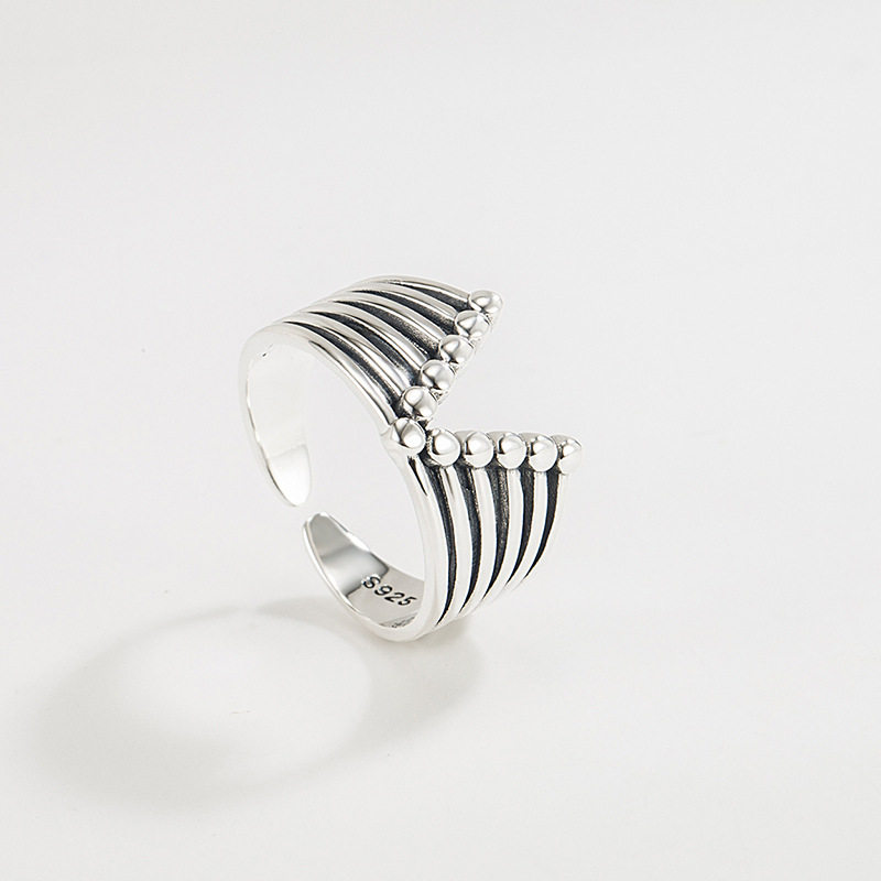 韩版复古做旧ins冷淡风小众S925纯银V形线条戒指网红抖音直播同款