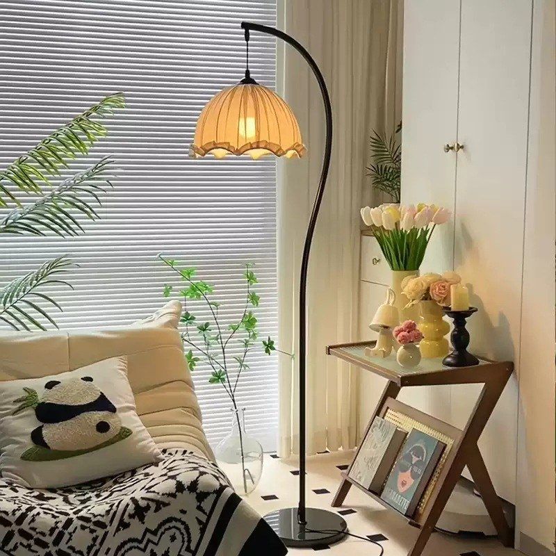 复古网红荷叶落地灯型中古风客厅