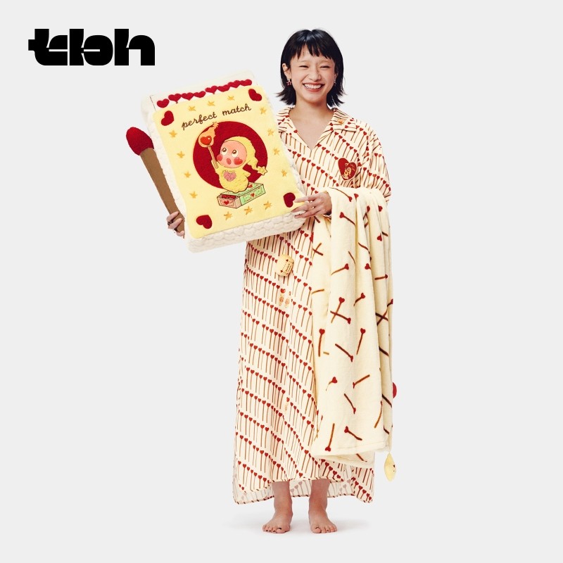 tbh野兽派家居星星人三合一天作之盒抱枕毯子按摩锤送人礼物