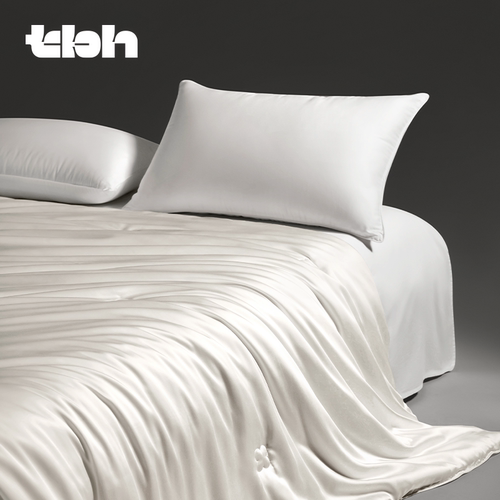 tbh野兽派家居桑蚕丝抗菌被