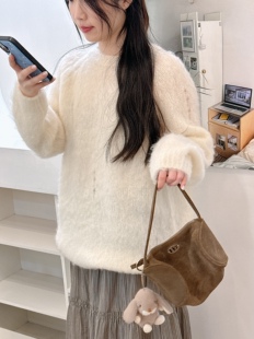 现货韩国东大门韩货2025年新款圆领毛衣氛围感镂空毛毛毛衣一手长