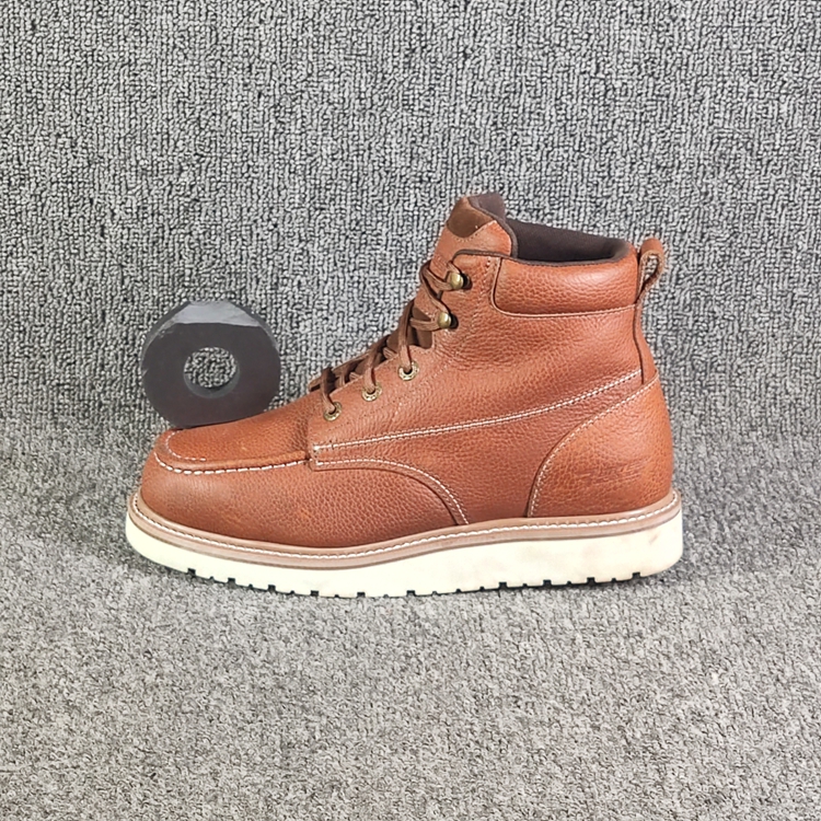 头层牛皮男士工装马丁靴