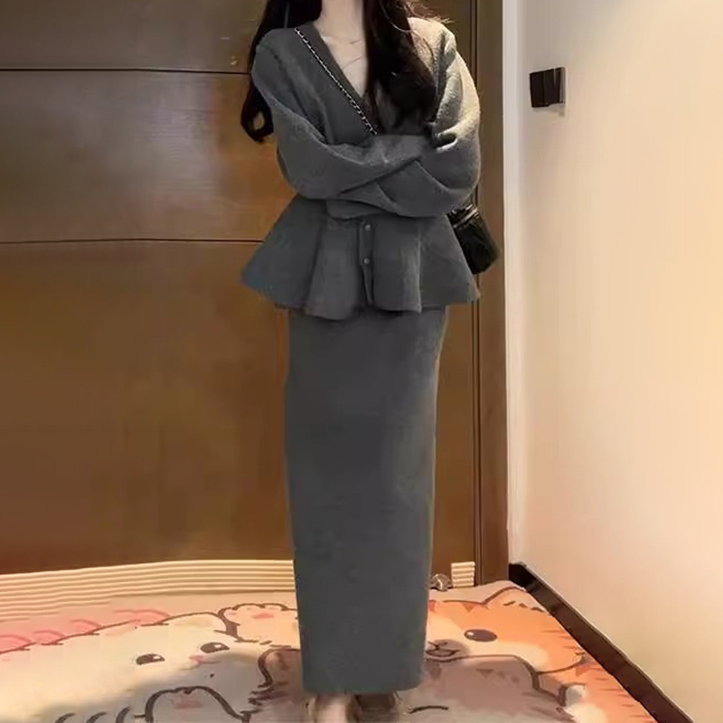 秋冬韩系巨好看v领毛衣连