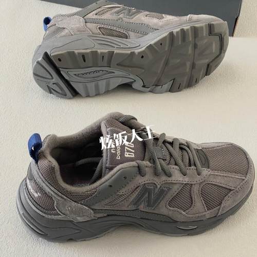 NB878男女增高翻毛皮徒步慢跑鞋