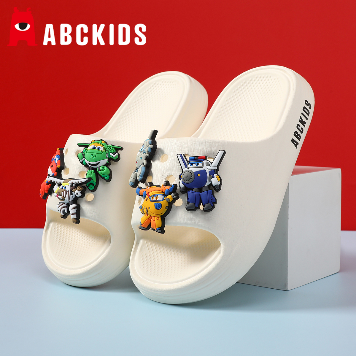 Abckids儿童新款超级飞侠洞洞鞋