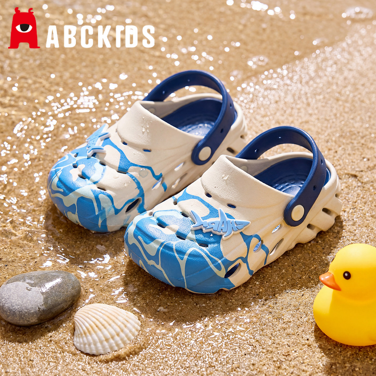 儿童洞洞鞋户外男童拖鞋沙滩鞋夏季外穿防滑凉鞋大童新款2026男孩