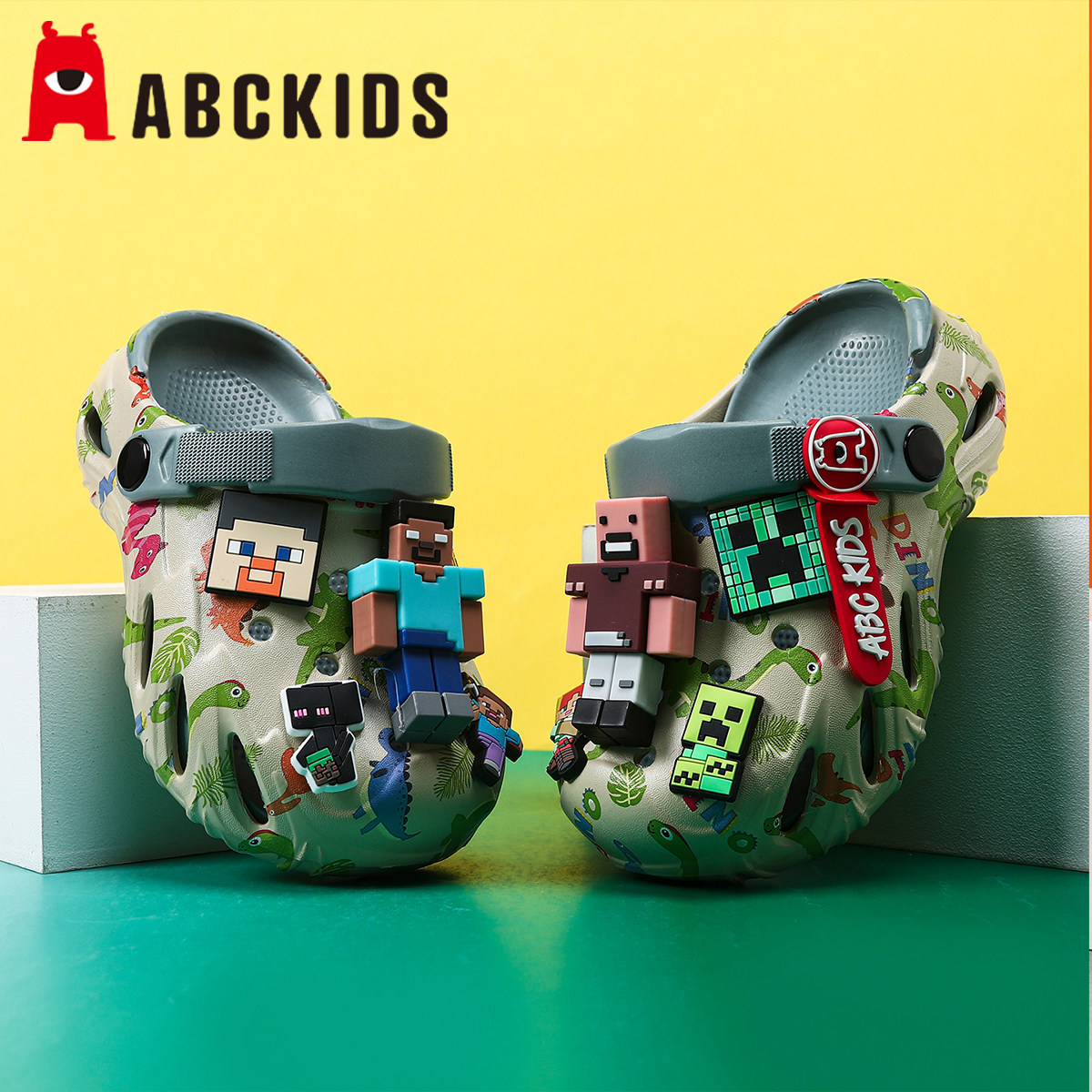 我的世界儿童洞洞鞋夏季防滑男童拖鞋新款男孩外穿凉鞋沙滩鞋凉拖