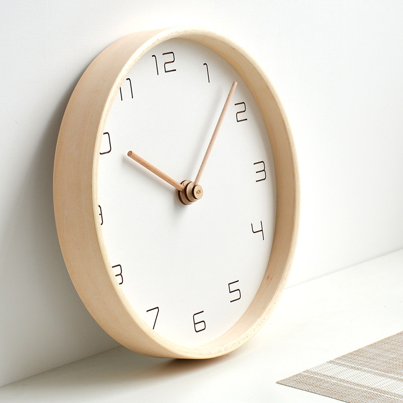 创意轻奢挂钟钟表北欧实木挂墙