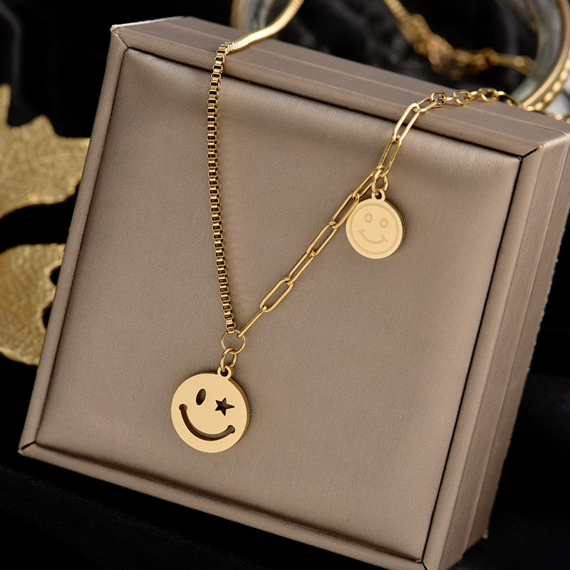 笑脸项链男女同款嘻哈情侣钛钢百搭项链网红气质冷淡风加长锁骨链
