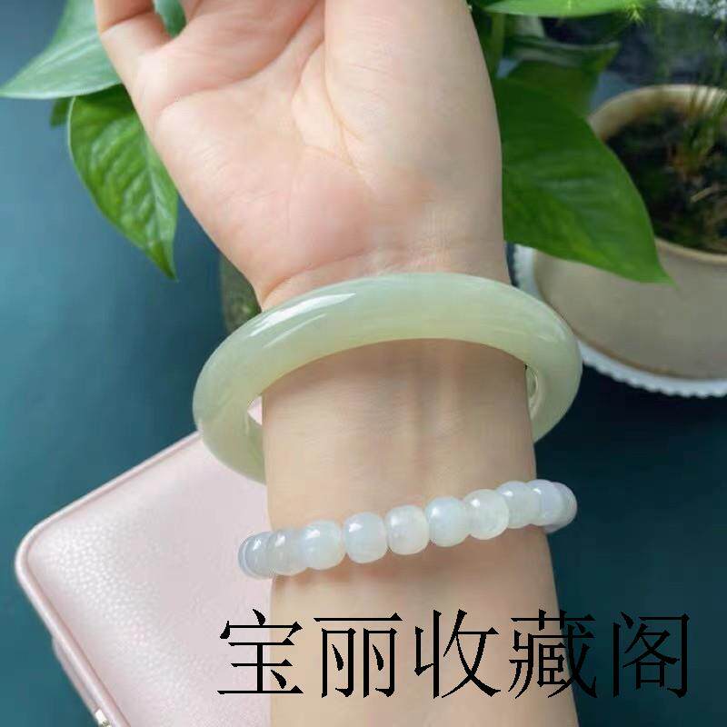 纯天然新疆和田玉手镯青白玉胖圆条玉镯子正品晴水冰透玉石显白镯