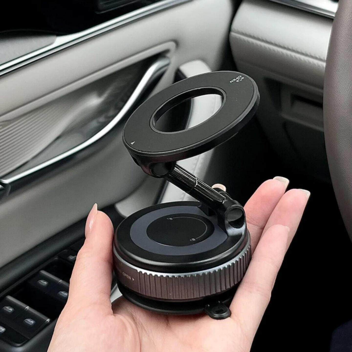 折叠屏手机车载支架万能通用型黑科技真空磁吸桌面平板吸盘支撑架