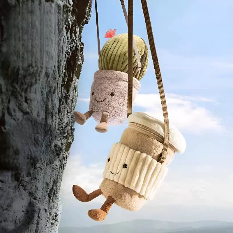 英国Jellycat趣味咖啡随行杯挎包毛绒礼物包包玩偶新品2025圣诞节