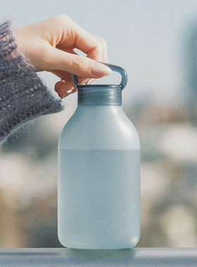 日本rivers SOFT BOTTLE sui可佩戴 轻盈水壶 户外便携简约软水瓶