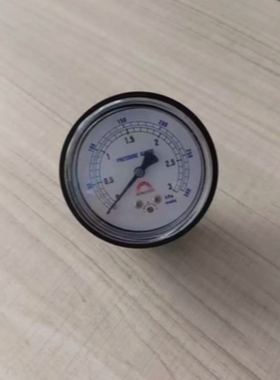 台湾华记微压表0-3kpa轴向表面60mm1/4接口外壳黑色烤漆