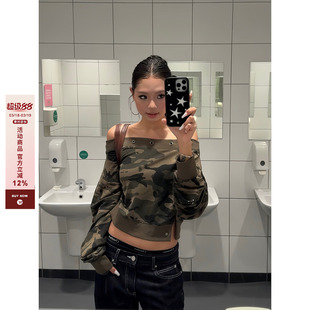 F383 美式复古水洗迷彩短款卫衣女百搭休闲设计感斜肩上衣秋冬ins