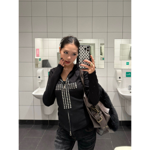 显瘦百搭上衣 复古设计感烫钻十字架连帽外套女辣妹修身 F383 美式