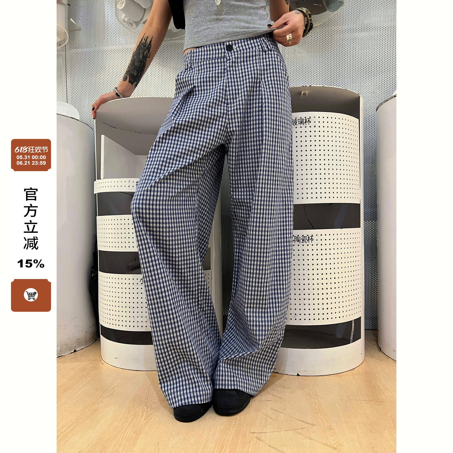 F383 2026美式复古弯刀A型阔腿小格子休闲裤设计感宽松蓝格纹长裤