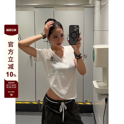 【F383】后背字母印花V领短袖
