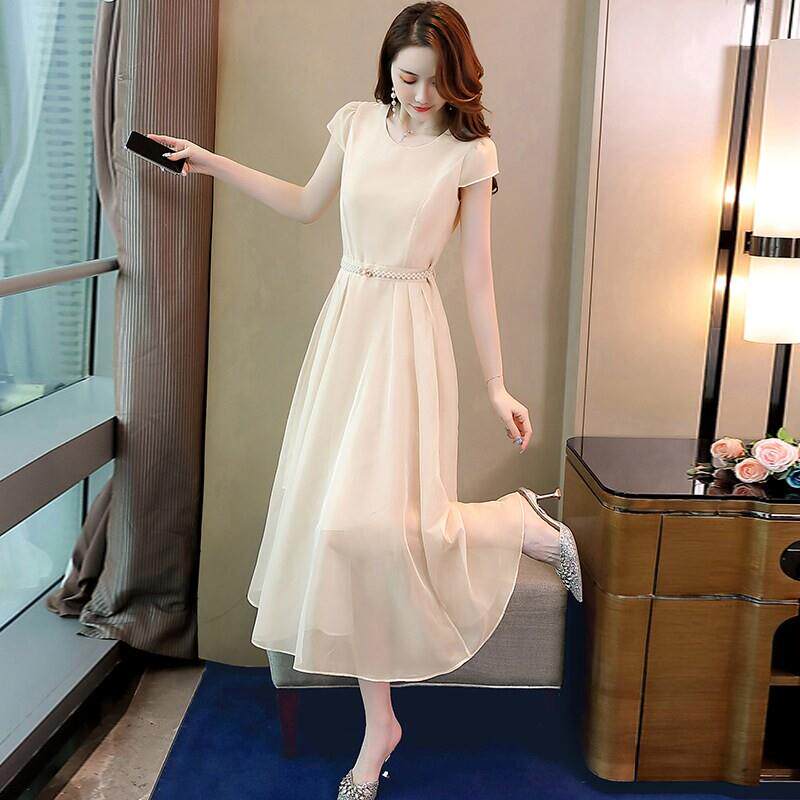 高端连衣裙圆领女2026年新款春夏季薄款透气今年休闲流行a字裙子