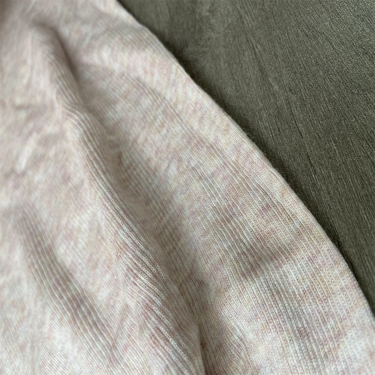 布队羊绒羊毛超柔美针织T恤布料