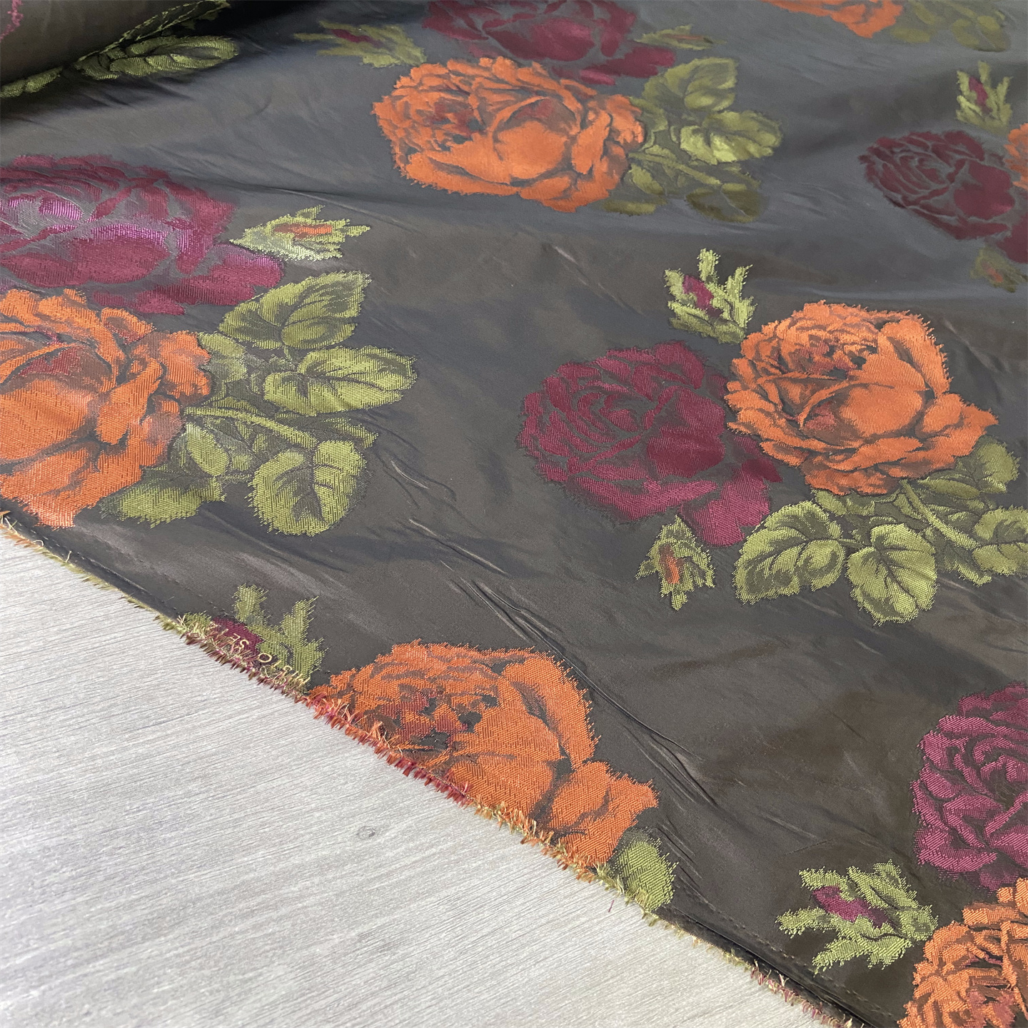 布队24姆米进口桑蚕丝提花布料