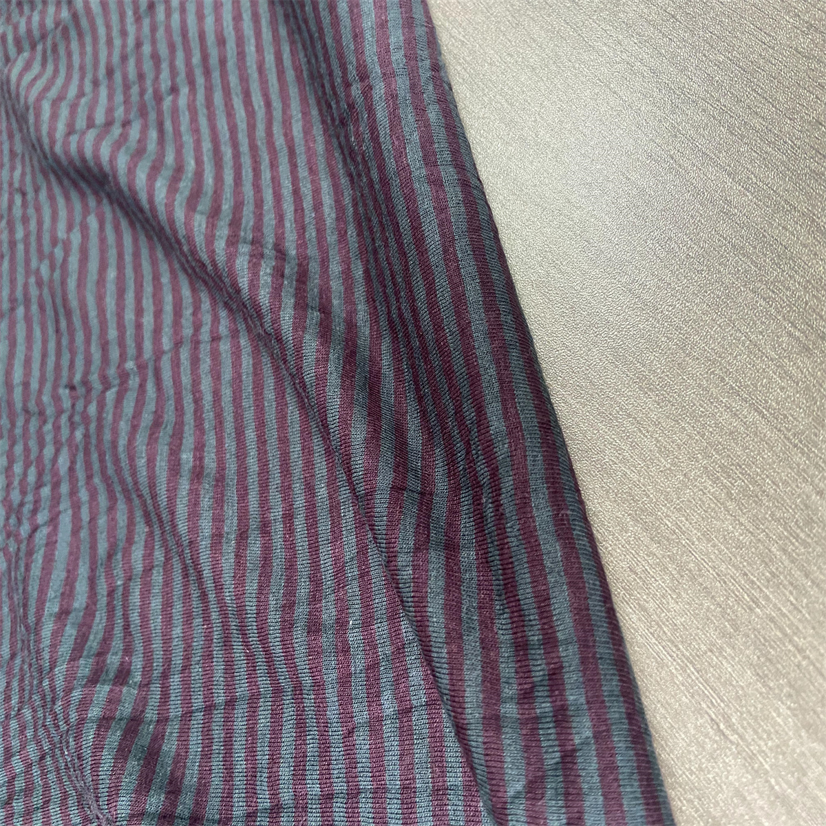 布队绿色酒红羊毛条纹针织布料