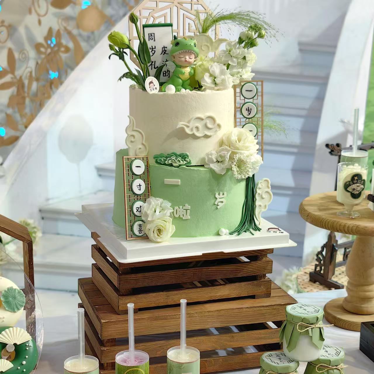绿色系龙宝宝甜品台蛋糕装饰一岁一礼中式屏风木雕烘焙装扮插件