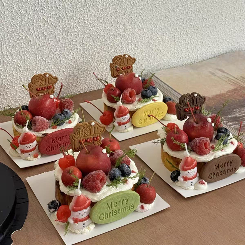 圣诞节创意平安果巴斯克4寸蛋糕装饰腊肠狗圣诞快乐字母饼干装扮