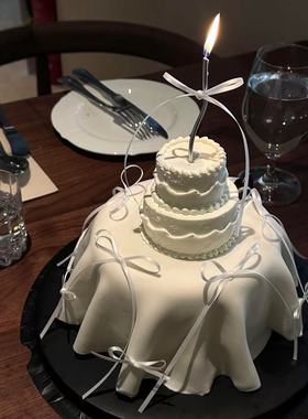 2.14情人节简约ins蝴蝶结丝带曲线蜡烛蛋糕装饰女神生日烘焙插件