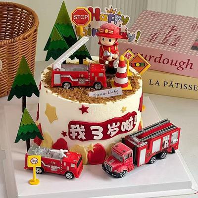 儿童生日蛋糕装饰救火英雄拿水枪灭火器消防员消防车烘焙装扮摆件