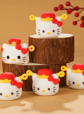2026新年财神爷kt猫蛋糕装饰软胶卡通可爱hellokitty跨年招财摆件