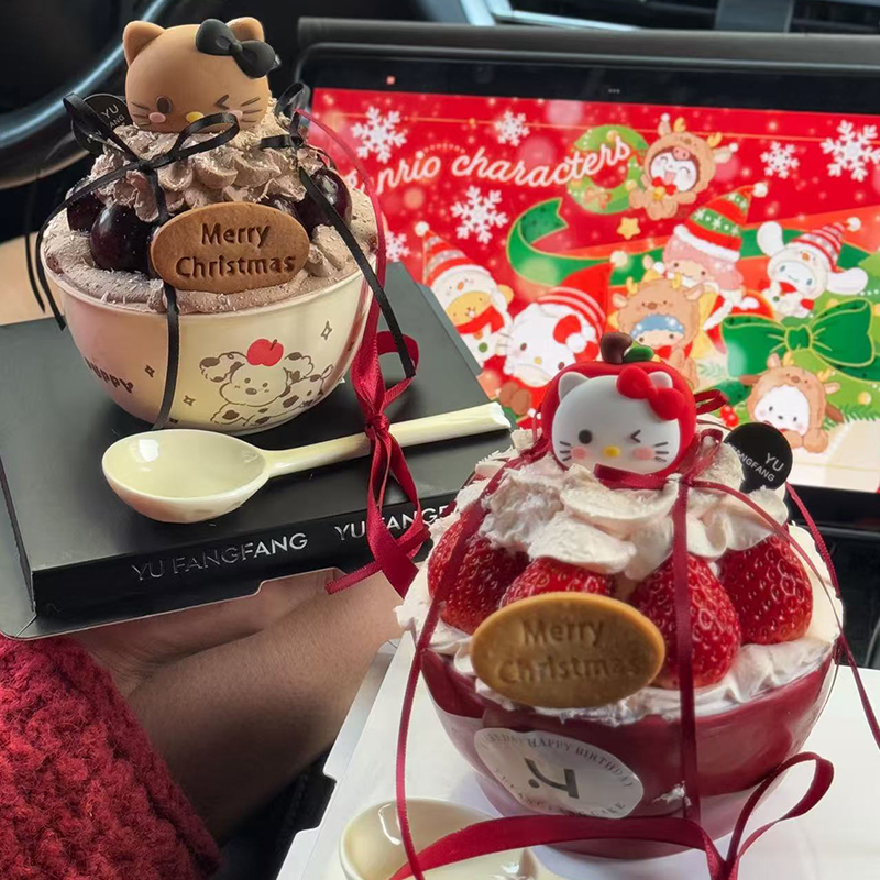 2025网红爆款苹果KT猫草莓蛋糕陶瓷碗英文圣诞节快乐饼干装扮点缀