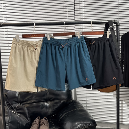 牛裤捡漏 上身巨舒服 高端夏季男士户外运动健身轻薄弹力透气短裤