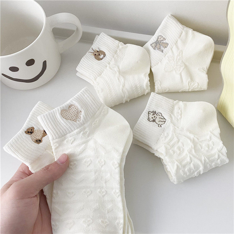 少女吸湿排汗春季女卡通刺绣短袜