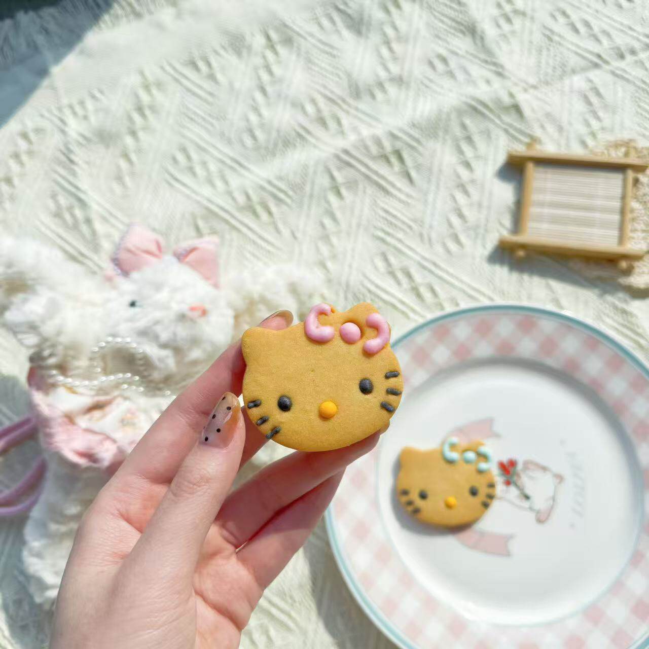 卡通hellokitty凯蒂猫头猫全身可爱手工饼干生日派对六一教师节
