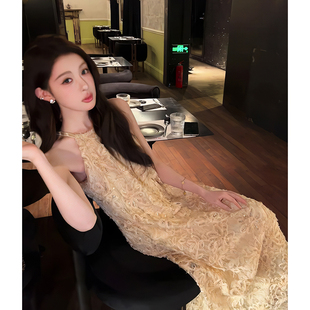 璀璨星河重工亮片蕾丝挂脖连衣裙女花花立体感设计宽松直筒长裙