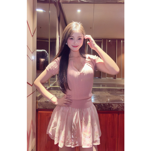 现货！粉色潮汐~坑条半开V领毛织衫女春夏收腰短袖T恤+碎花半身裙