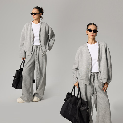 时尚V领新款秋季卫衣三件套女